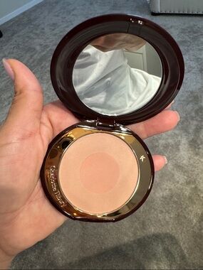 Charlotte Tilbury Soft Pink-Peach Radiant Cheek Colour